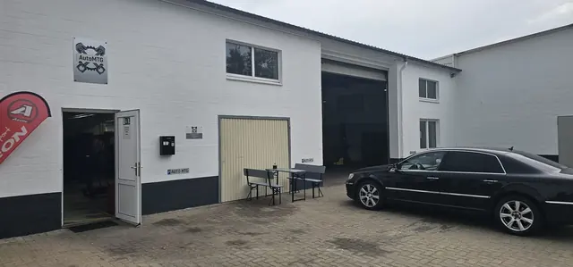 Eingang der AutoMTG Werkstatt